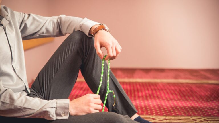 Quelle est l’importance du Dhikr (le souvenir d’Allah) ?