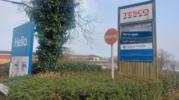 Plus de 10 000 £ collectés pour la mosquée à la mémoire d'un travailleur de Tesco bien-aimé