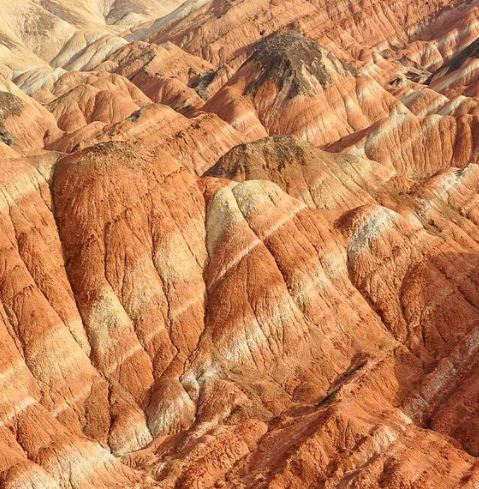 montagnes de couleur chinoise