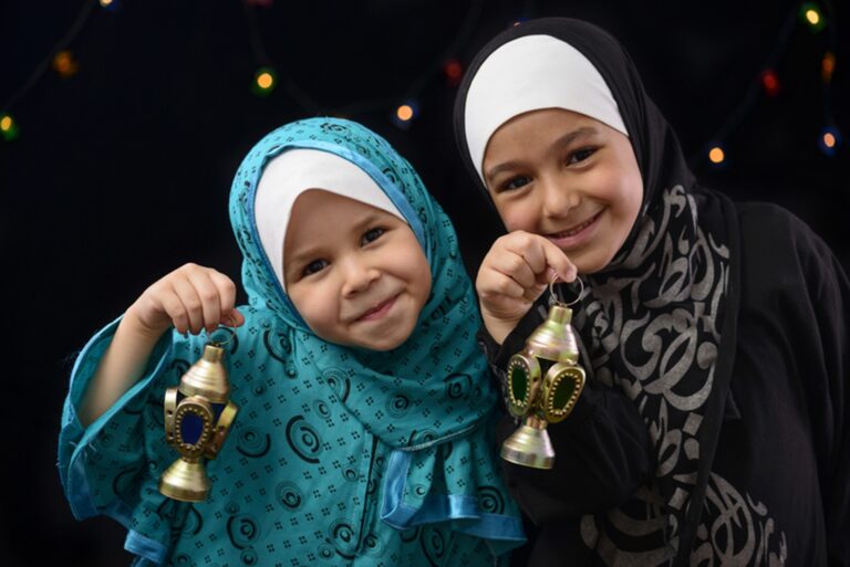 Comment impliquer mes enfants dans le Ramadan?