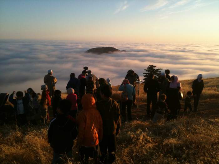 Moon Wars: Les musulmans devraient-ils adopter l'observation de la lune pour établir le Ramadan?