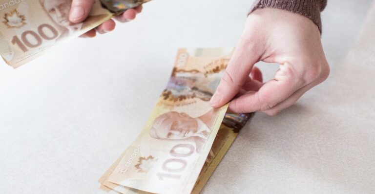 Zakat al-Fitr peut-il être payé en espèces?