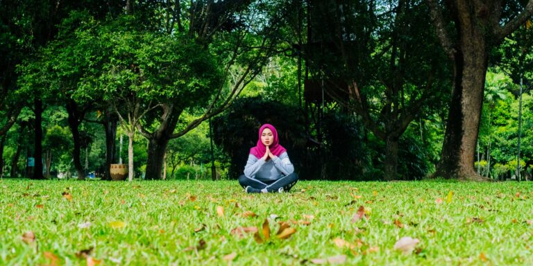 Comment un cours de yoga m'a fait tomber amoureux de la prière
