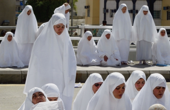 La femme peut-elle aller au Hajj sans la permission de son mari?