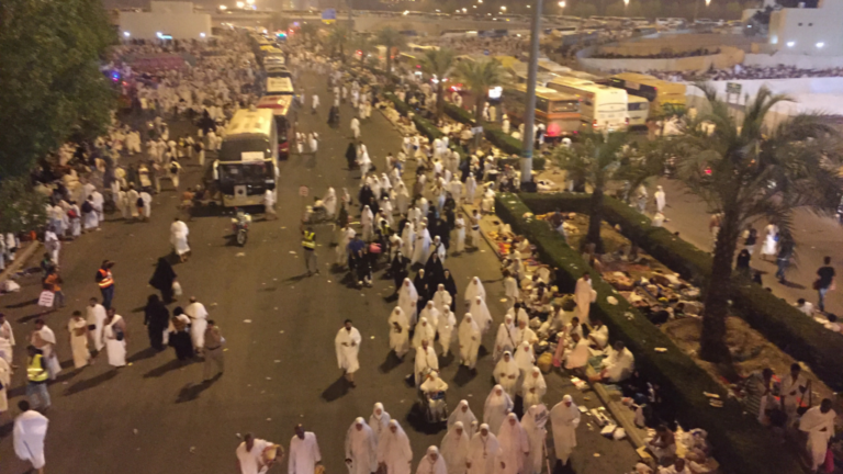 Pouvez-vous effectuer le Hajj au nom de Dead Brother?