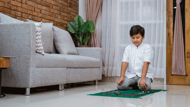 Devrions-nous battre des enfants s'ils ne prient pas dans l'islam?