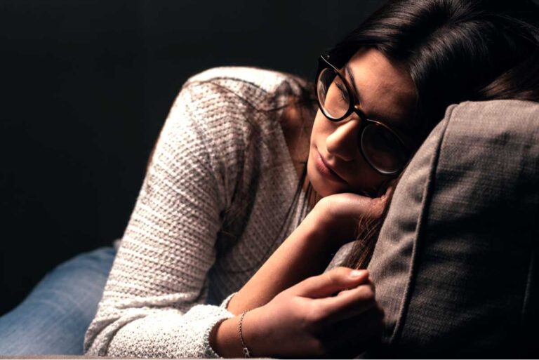 Je suis fatigué de cette vie isolée