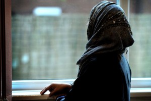 La «maison» peut être au Maroc, ou «maison» peut être là où est mon mari. Je ne suis pas sûr en ce moment. 5-10-15_in-the-nom-islam-
