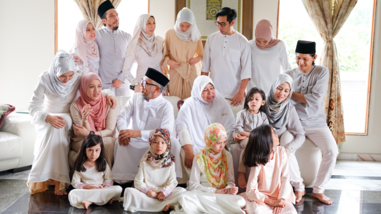 Est assis avec des beaux-parents autorisés dans l'islam