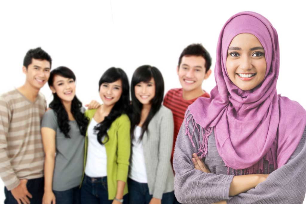 Jeunes musulmanes: Parlez! Comment pouvons-nous aider?