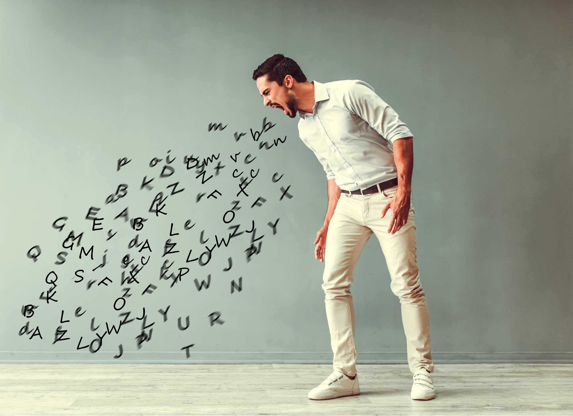 Les gens me maudissent toujours; Je me sens blessé