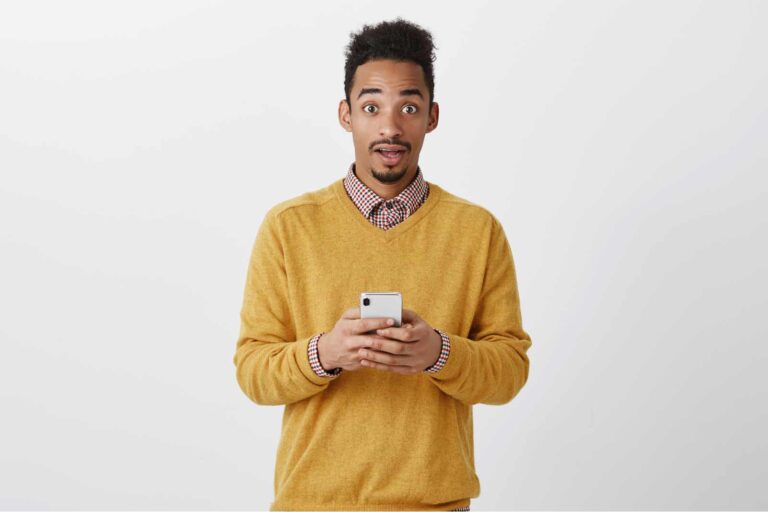 Les hommes qui regardent ma femme me rendent fou