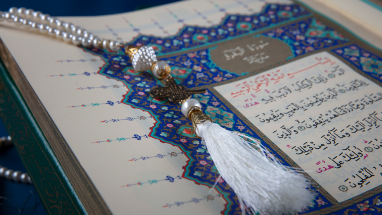 Réciter les derniers versets de Surat Al-Baqarah la nuit?