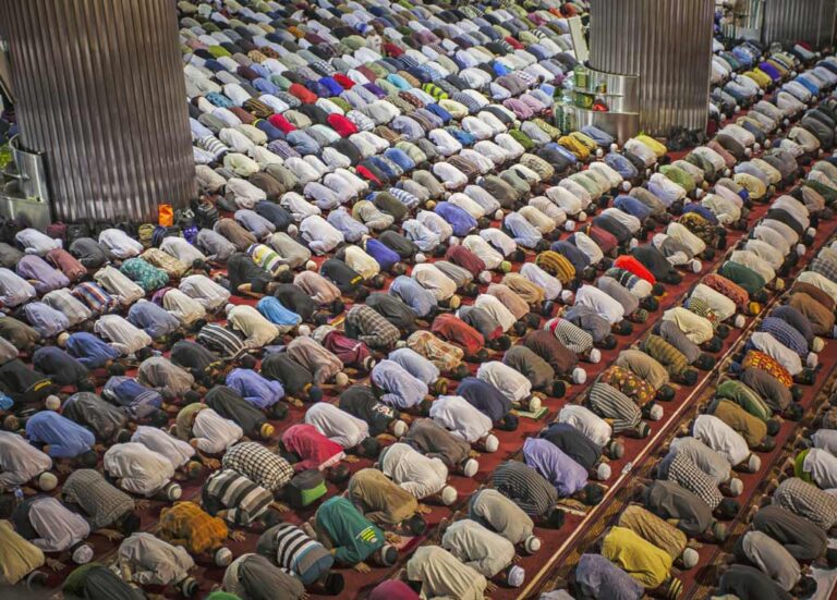 Le jeûne est-il accepté sans prière en Islam ?


