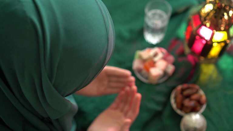 Les jeunes sont confus à propos du Ramadan – Ces 4 conseils vous aideront

