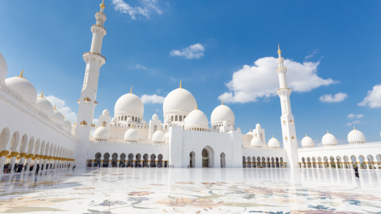 Pourquoi l'inclusion des femmes dans la mosquée est importante

