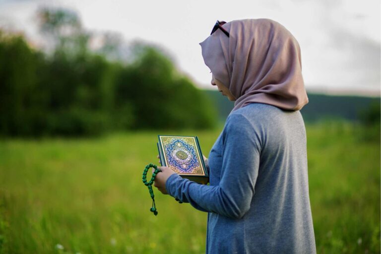 Le Coran manque-t-il de respect aux femmes ?

