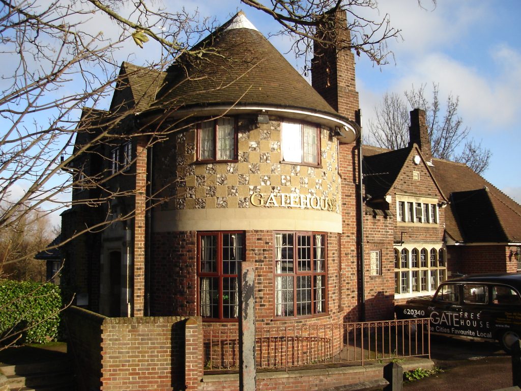 Les musulmans de Norwich appellent au soutien de la communauté pour transformer un pub historique en mosquée