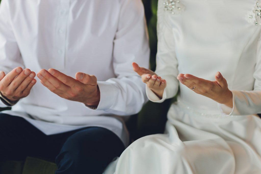 Le gouvernement propose des réformes qui pourraient permettre aux Nikahs de devenir des mariages légalement reconnus