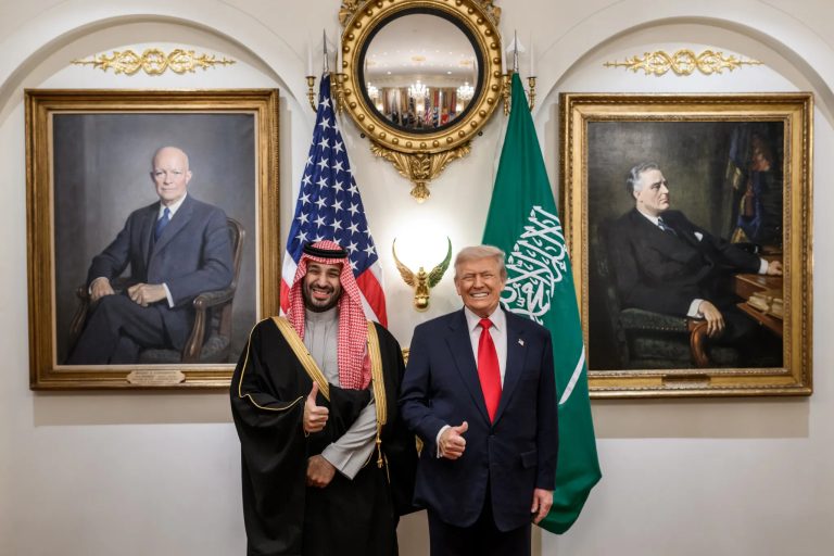 Les États-Unis approuvent un accord historique sur le nucléaire avec l’Arabie saoudite