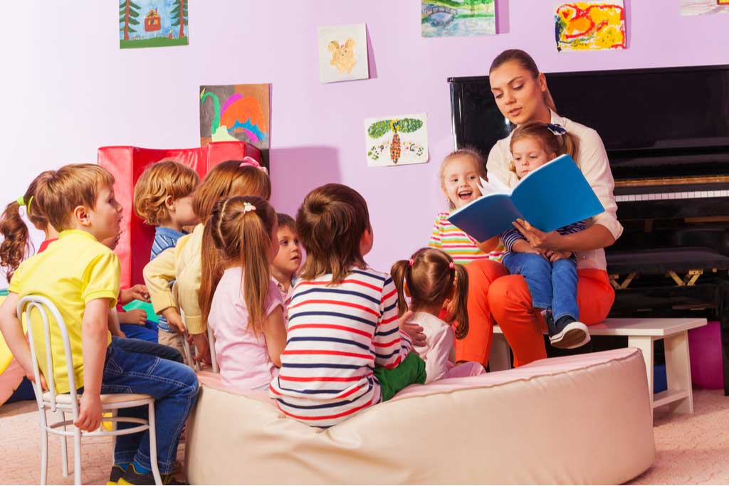La lecture d’histoires « morales » aux enfants favorise-t-elle l’honnêteté ?