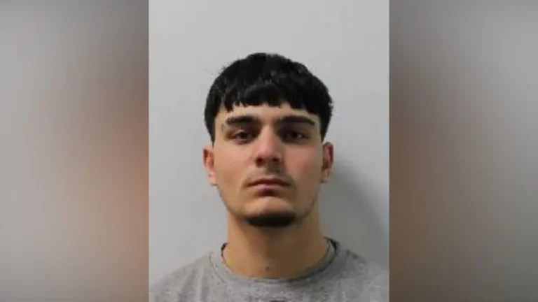 Un adolescent afghan condamné à la prison à vie après le meurtre d&rsquo;un homme qu&rsquo;il croyait à tort être un taliban